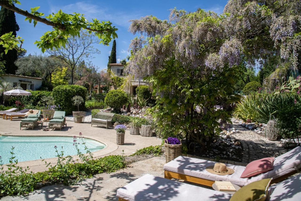 Hotel Les Messugues Saint-Paul-de-Vence Bagian luar foto