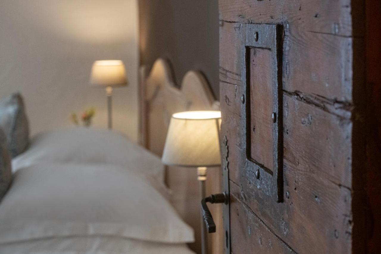 Hotel Les Messugues Saint-Paul-de-Vence Bagian luar foto