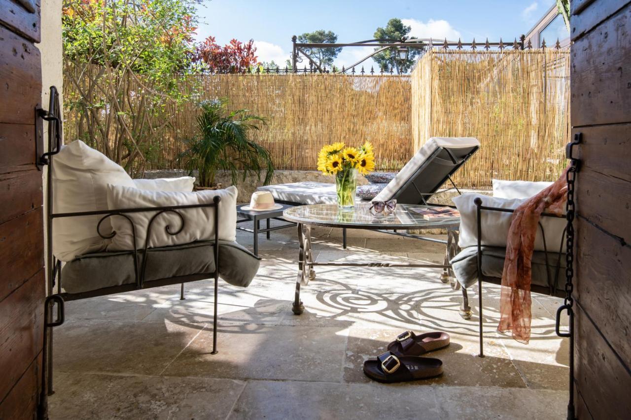 Hotel Les Messugues Saint-Paul-de-Vence Bagian luar foto