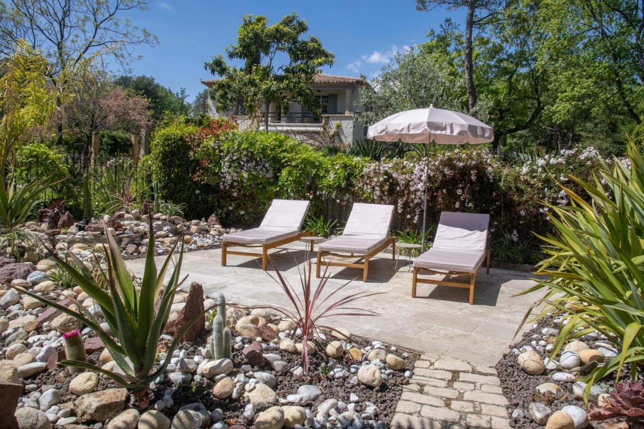 Hotel Les Messugues Saint-Paul-de-Vence Bagian luar foto
